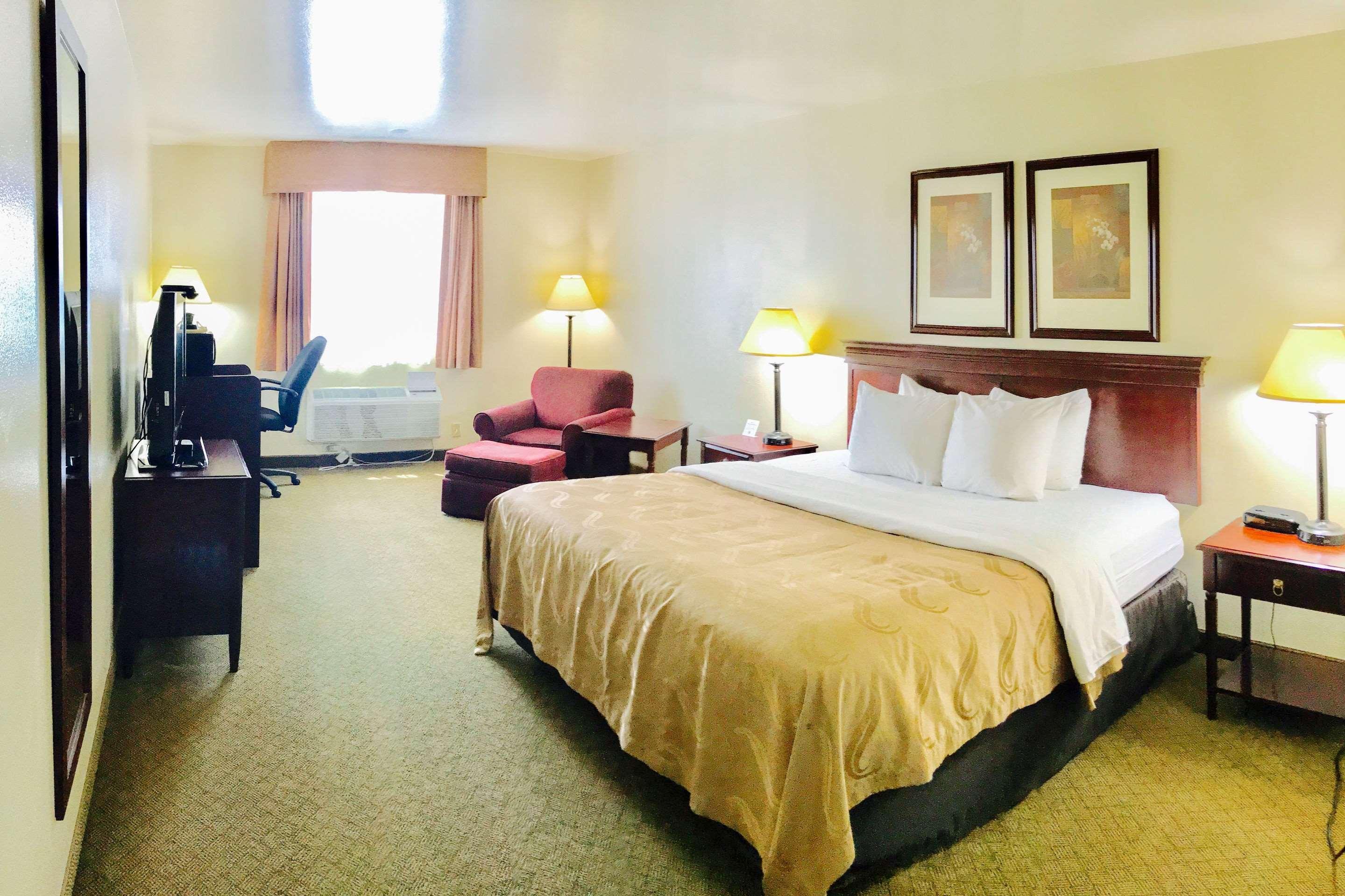 Quality Inn Price Gateway To Moab National Parks Bagian luar foto