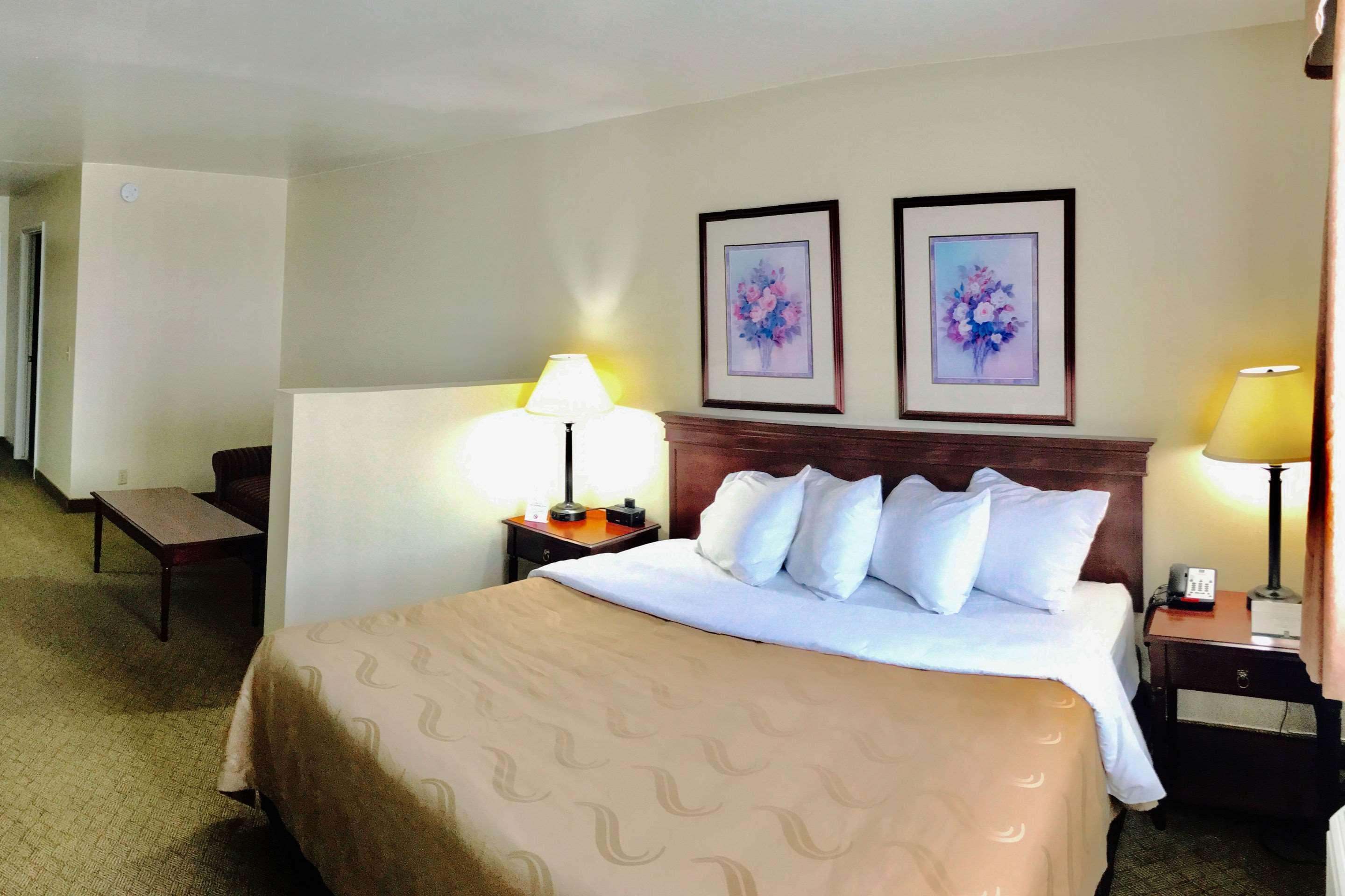 Quality Inn Price Gateway To Moab National Parks Bagian luar foto