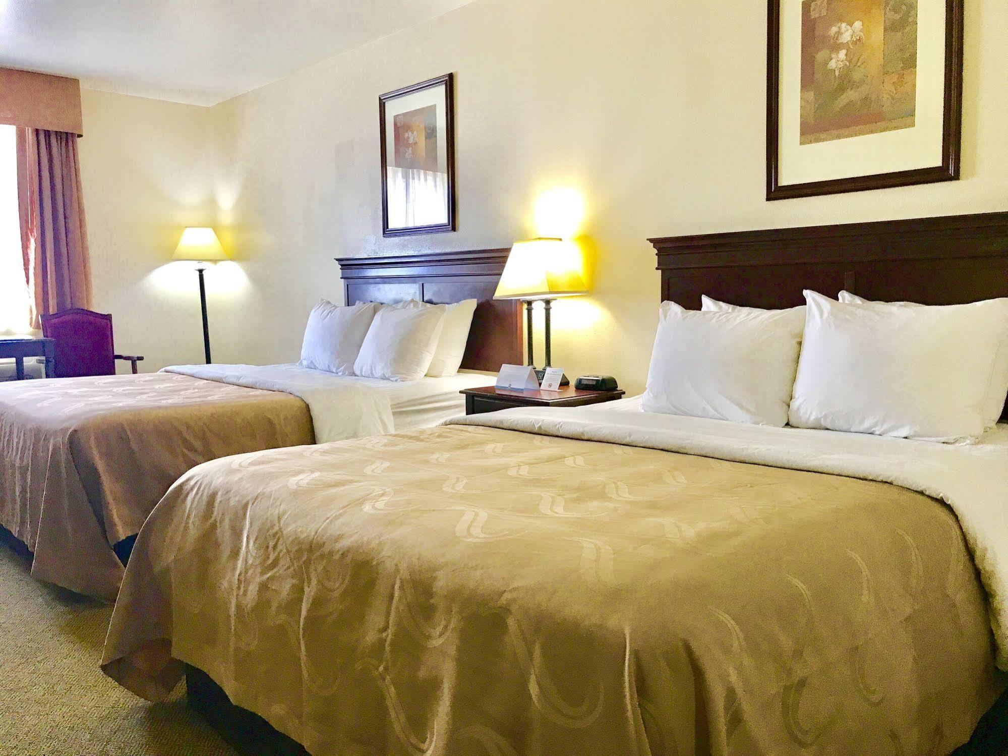 Quality Inn Price Gateway To Moab National Parks Bagian luar foto