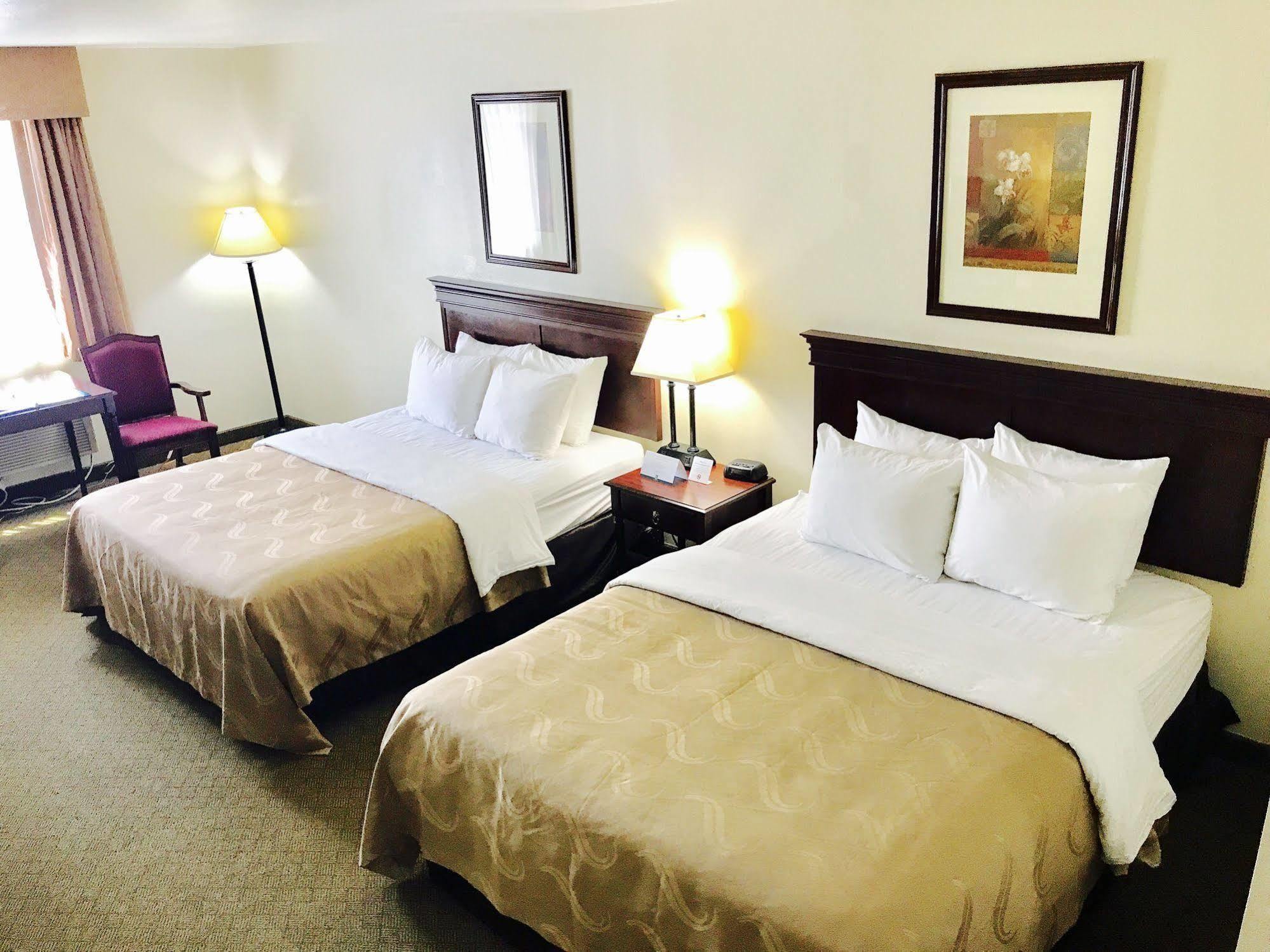 Quality Inn Price Gateway To Moab National Parks Bagian luar foto